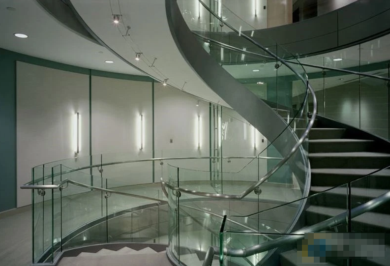 Thermal stress glass cutting